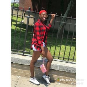 Meet your Posher, Tishena